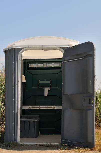 Best Portable restroom trailer rental  in Murphysboro, IL